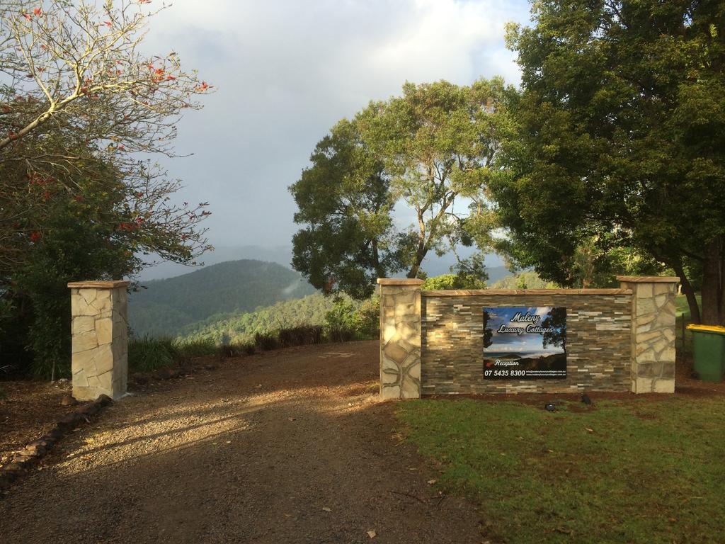 Maleny Luxury Cottages Exterior photo