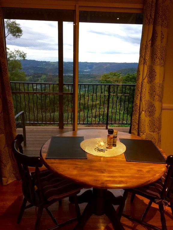 Maleny Luxury Cottages Exterior photo