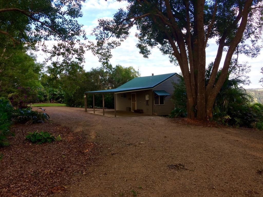 Maleny Luxury Cottages Exterior photo