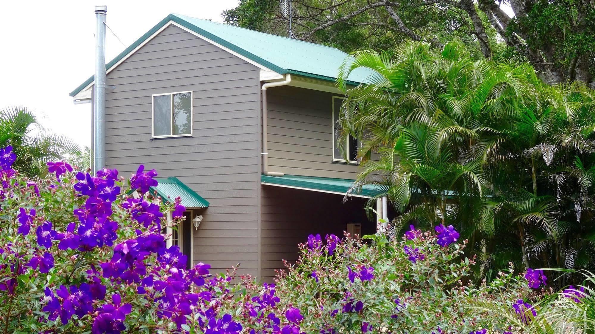 Maleny Luxury Cottages Exterior photo