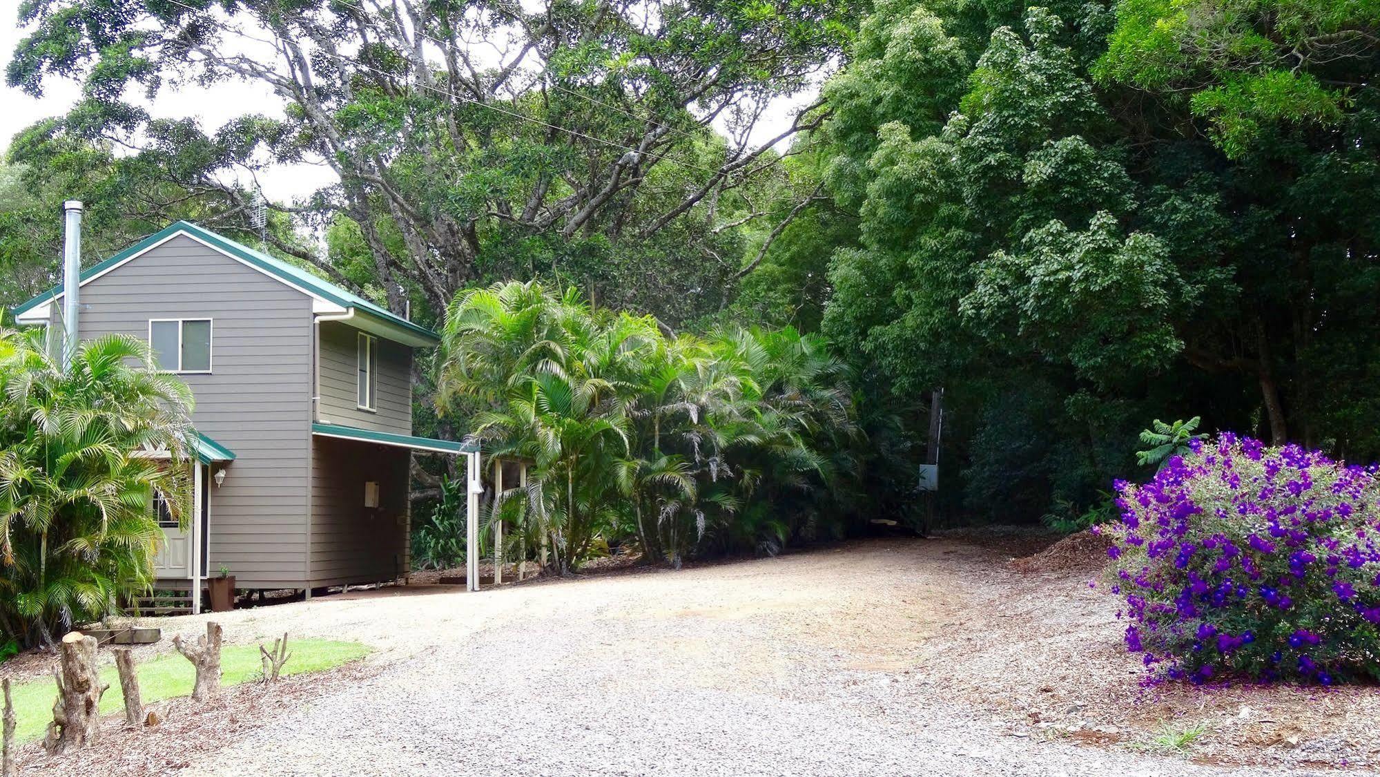 Maleny Luxury Cottages Exterior photo